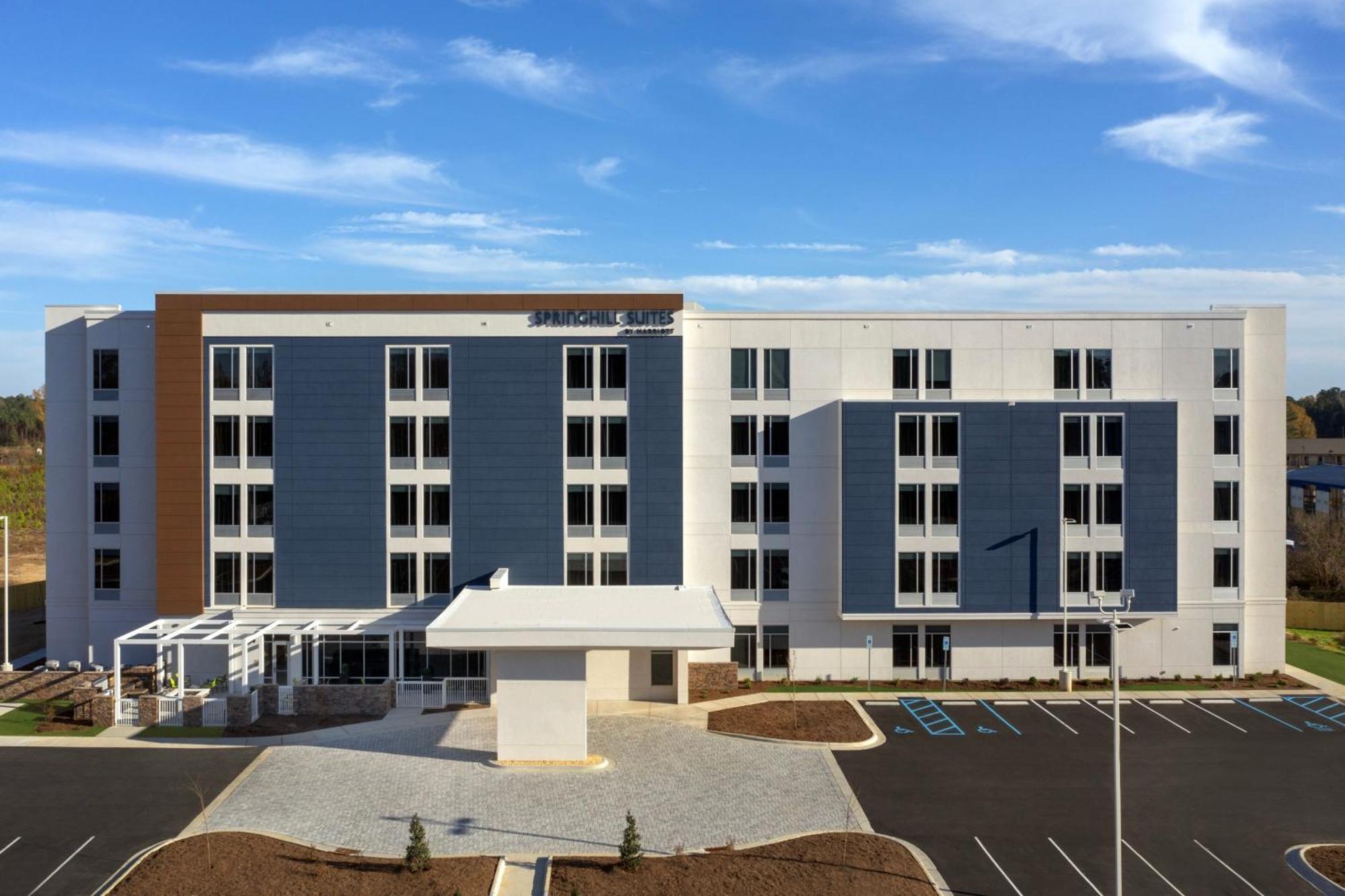 Springhill Suites By Marriott Fayetteville I-95 Eksteriør billede