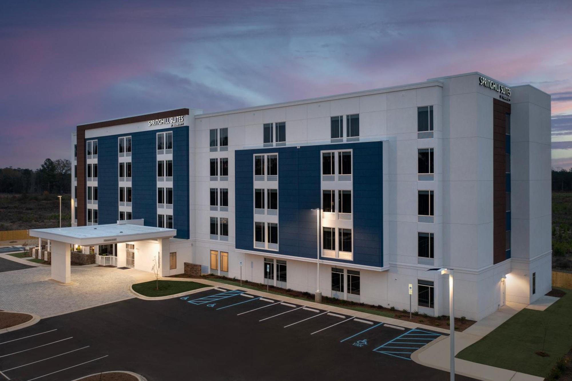 Springhill Suites By Marriott Fayetteville I-95 Eksteriør billede